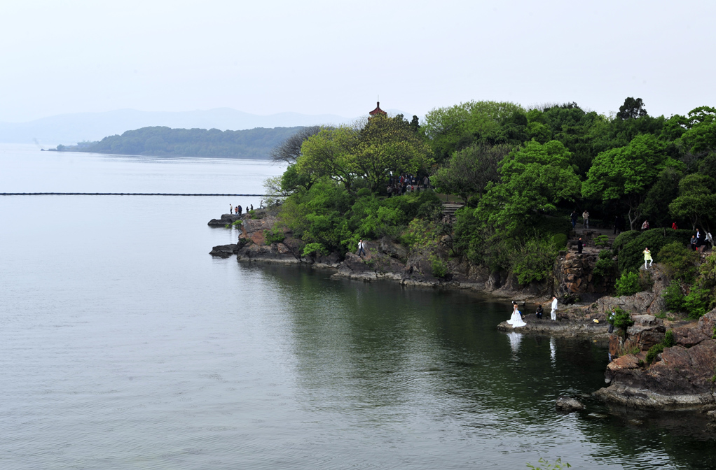 劉先森平湖樂己已攜妻遊無錫太湖