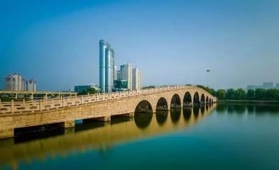 靖江牧城公园九孔桥图片