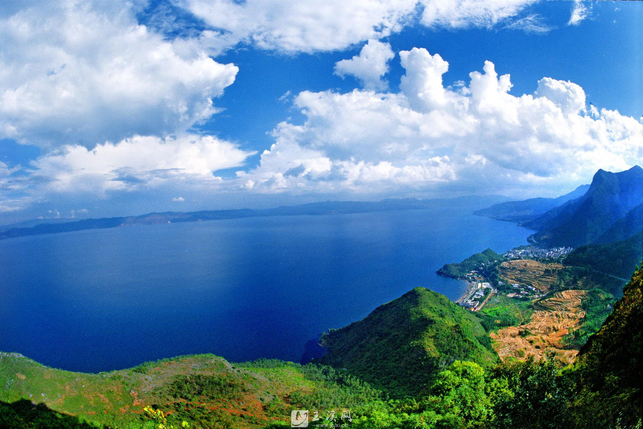 分享到: 微信 新浪微博 qq分享 qq空间 豆瓣网 百度贴吧 开心网 复制